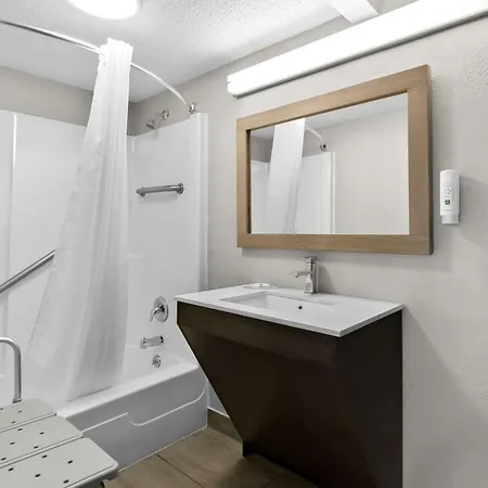 Quality Inn Nashville - Opryland Area Exterior photo